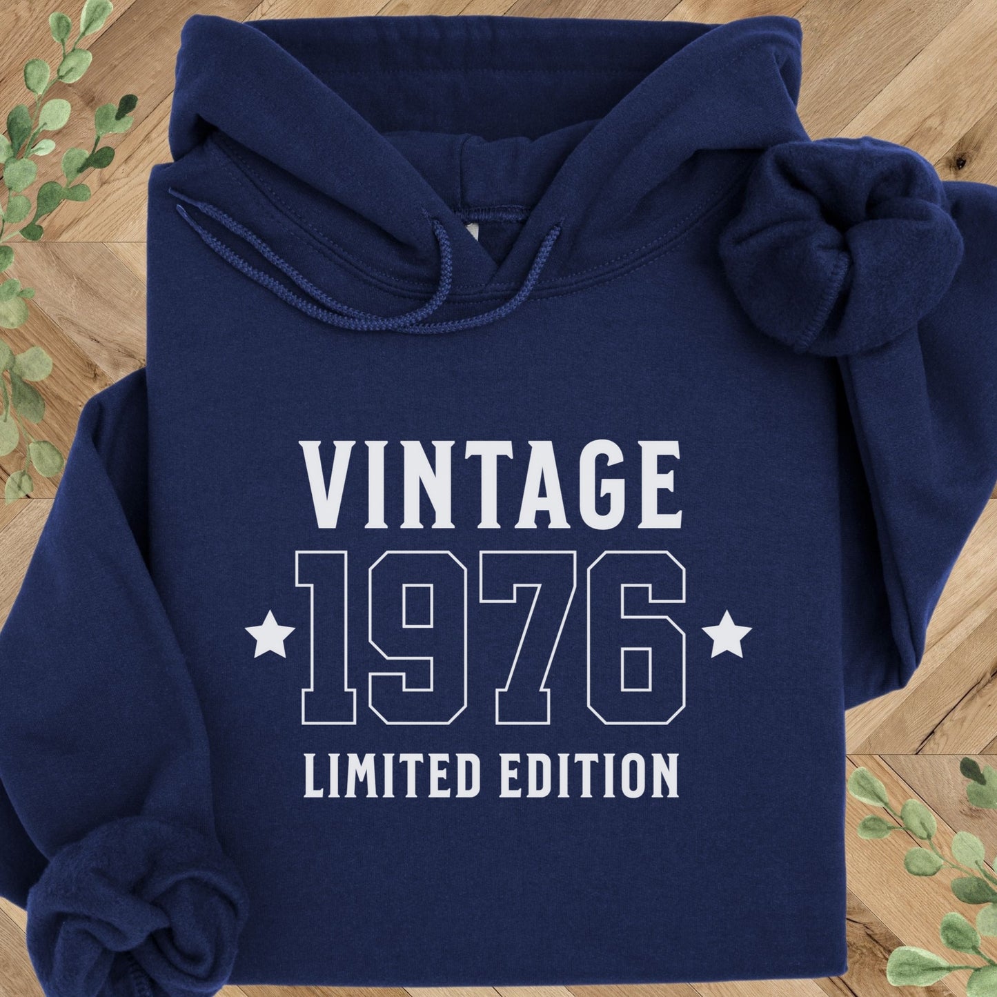 Vintage 1976 Hoodie – 50th Birthday Gift – Limited Edition 1976 Sweatshirt