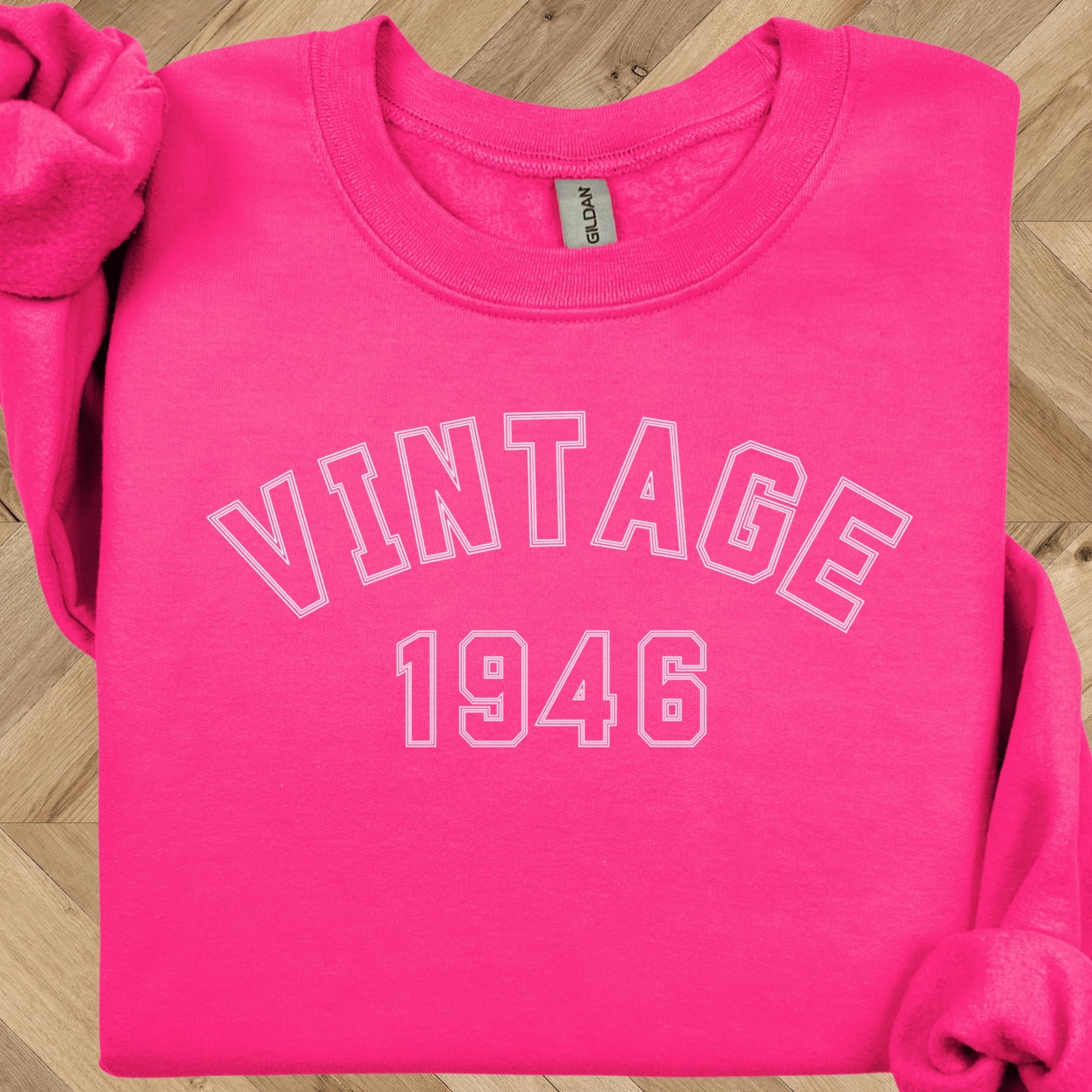 Vintage 1946 Sweatshirt - 80th Birthday Crewneck